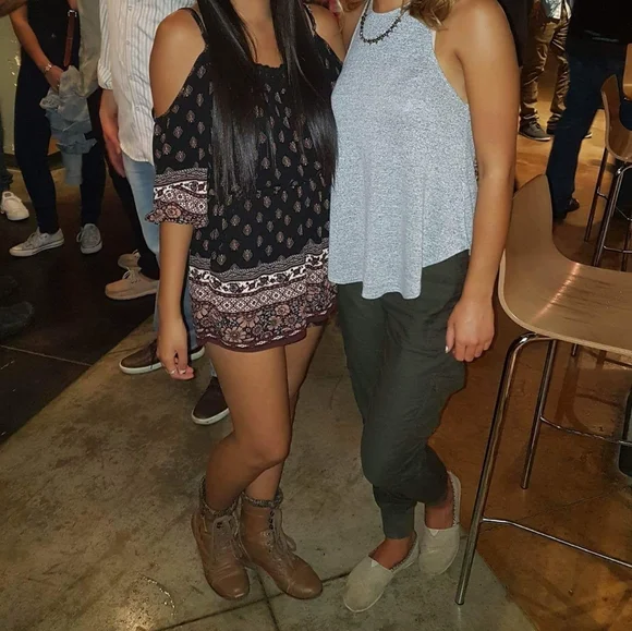 Romper - Picture 1 of 2